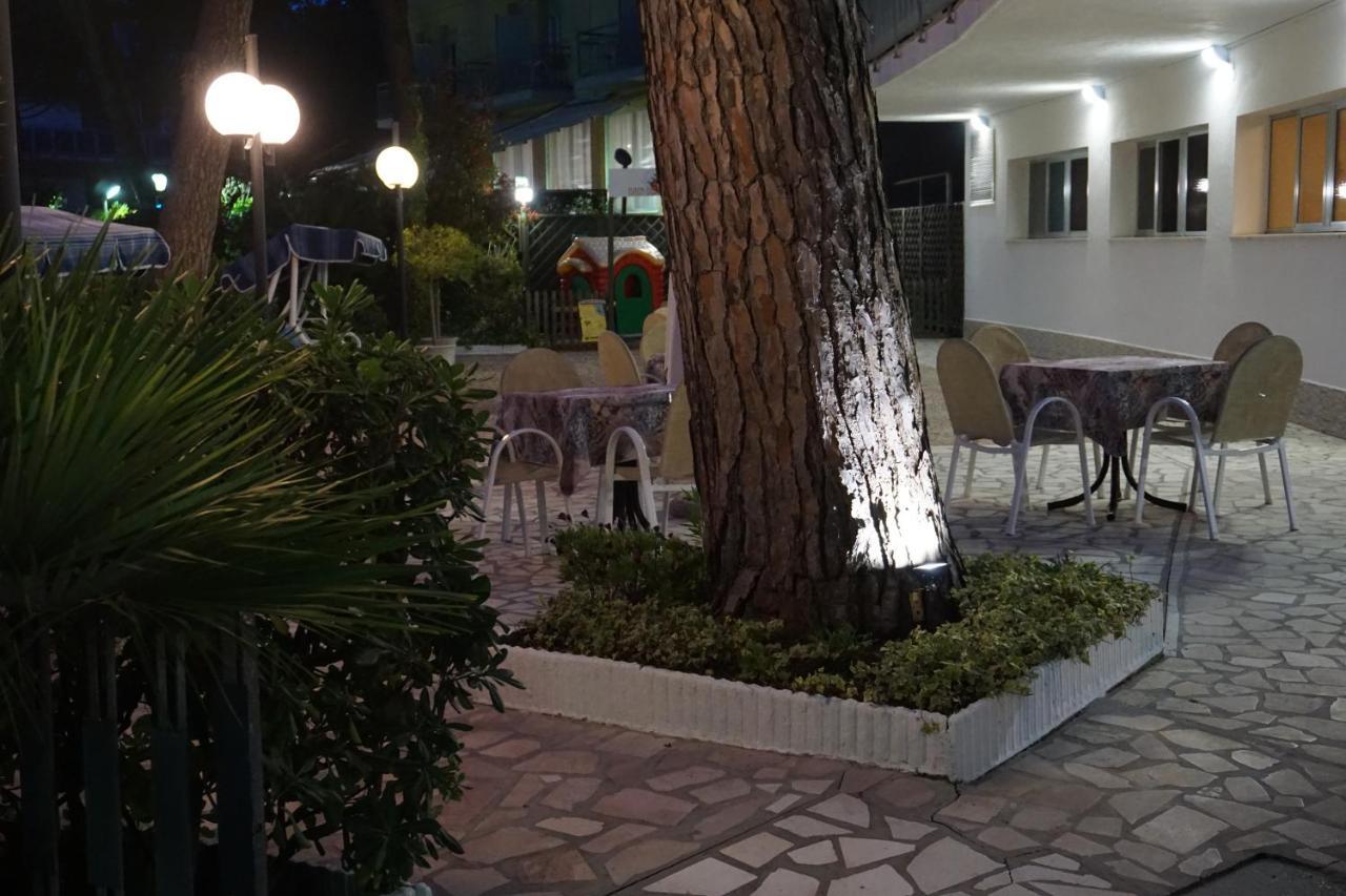 Hotel Sayonara Μιλάνο Μαριτίμα Εξωτερικό φωτογραφία
